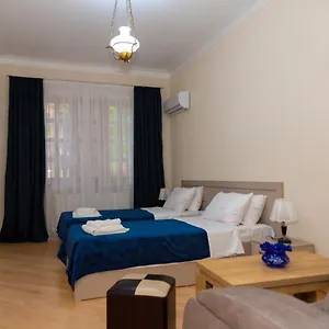 Holiday Rooms Pensjonat Tbilisi