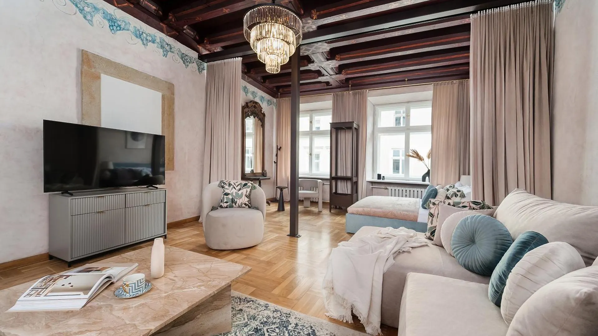 Apartment Gallery 7 - Loftaffair Collection Krakow Poland